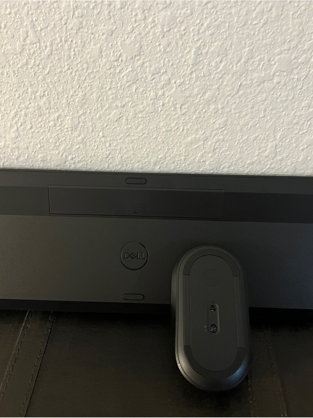NWOT Dell Black Wireless Keyboard and Mouse Set - Picture 2 of 4